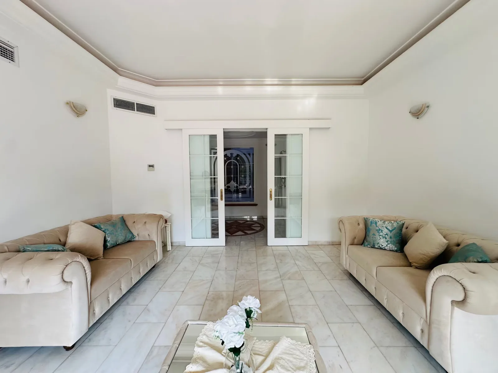 Grand four-bedroom villa with private pool, Çatalköy — عکس 10