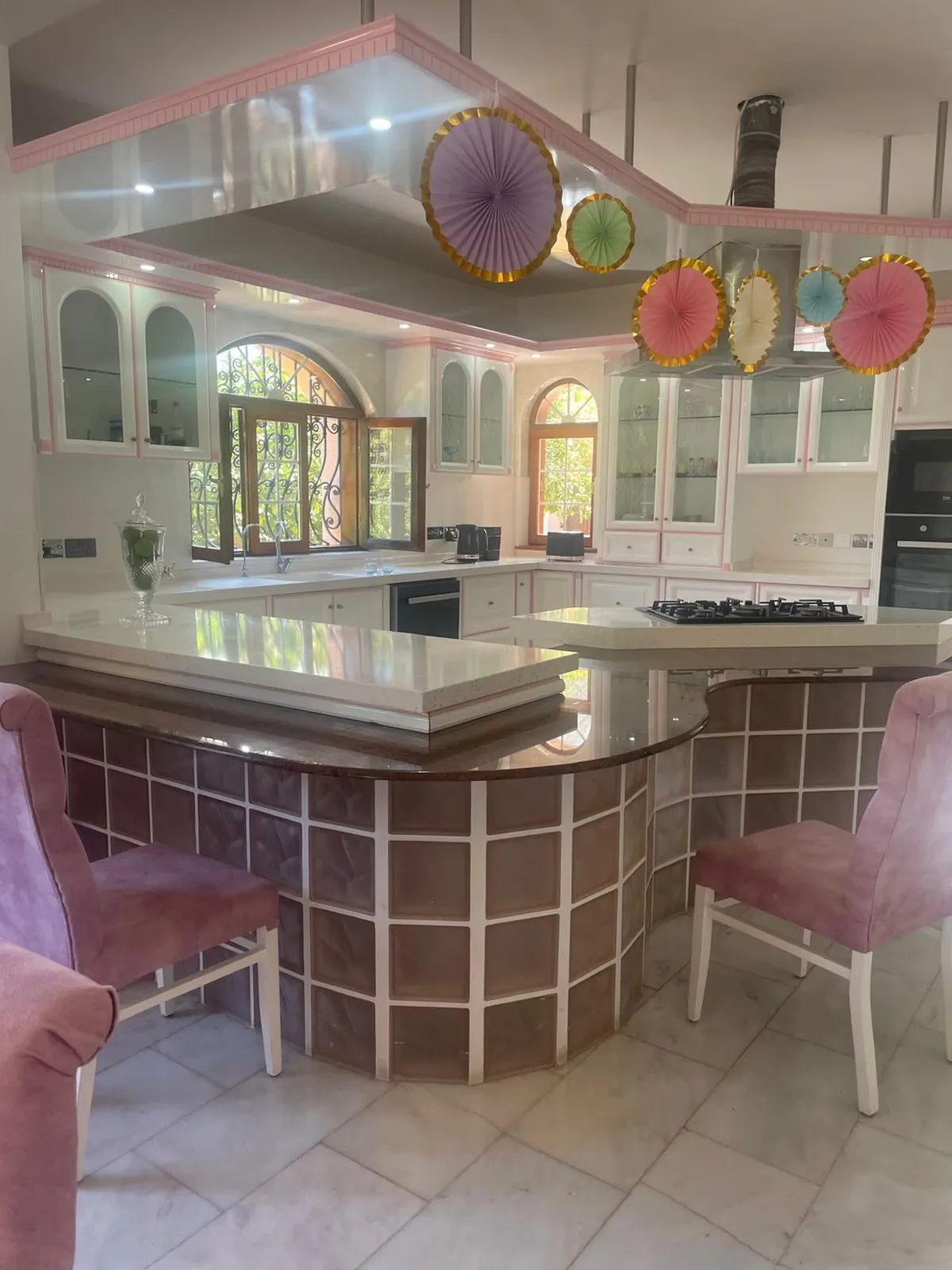 Grand four-bedroom villa with private pool, Çatalköy — عکس 15