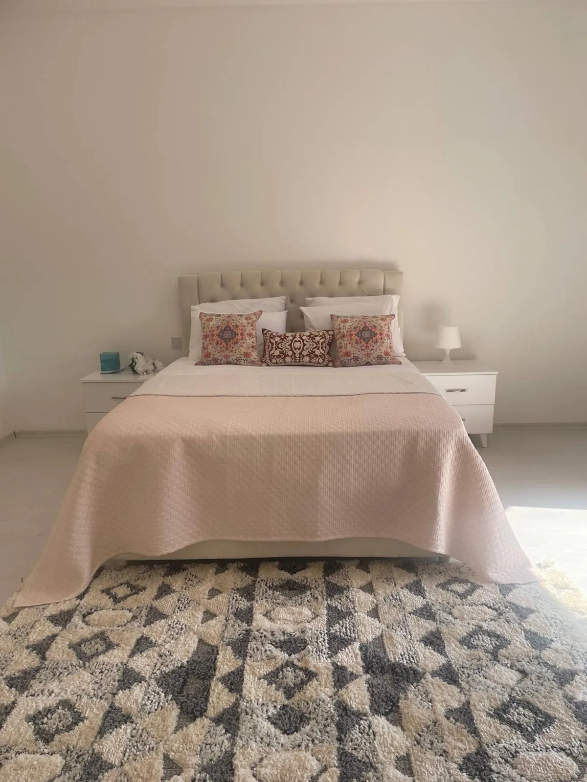 Grand four-bedroom villa with private pool, Çatalköy — عکس 21